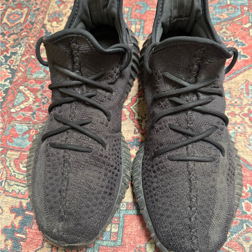 Adidas Yeezy Boost 350 V2Onyx